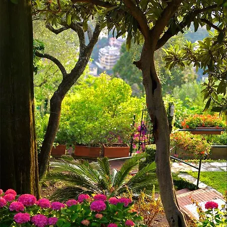 Sant'uberto Villa *